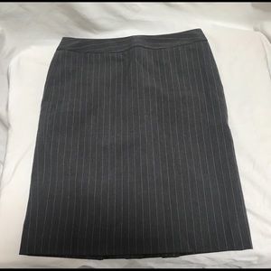 HOLD Apt. 9 Pinstripe Skirt - Charc Gray - Size 8P